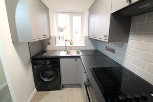 Kitchen- click for photo gallery